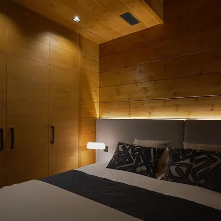 Katharina Penthouse With Mountain View Apartment *